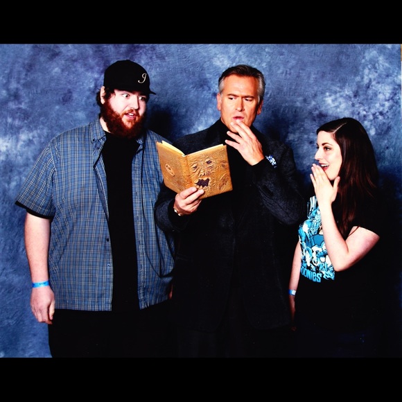 Meet your posher, Mandi ๐ - Picture 2 of 6